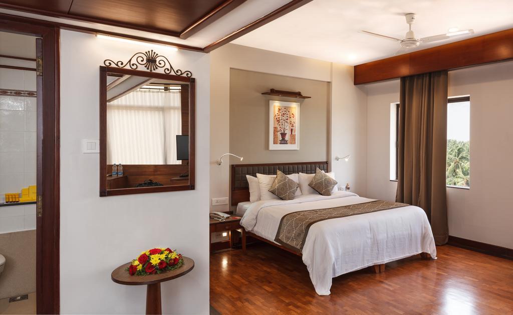 Keys Select By Lemon Tree Hotels, Malabar Gate, Kozhikode Bagian luar foto