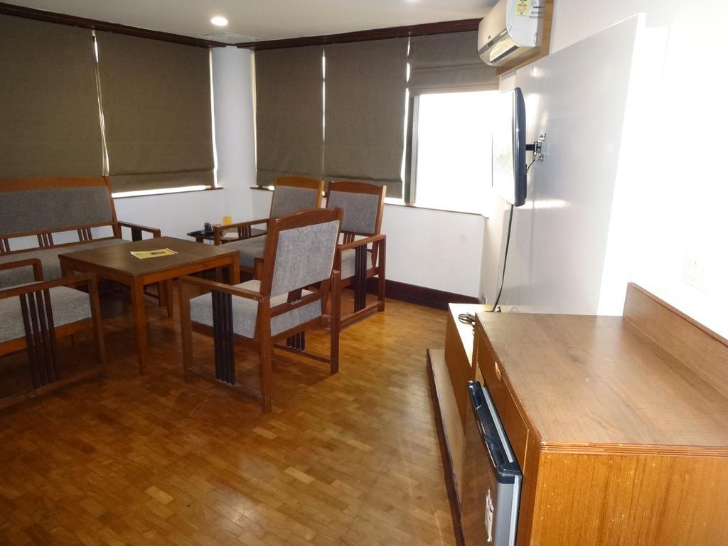 Keys Select By Lemon Tree Hotels, Malabar Gate, Kozhikode Bagian luar foto