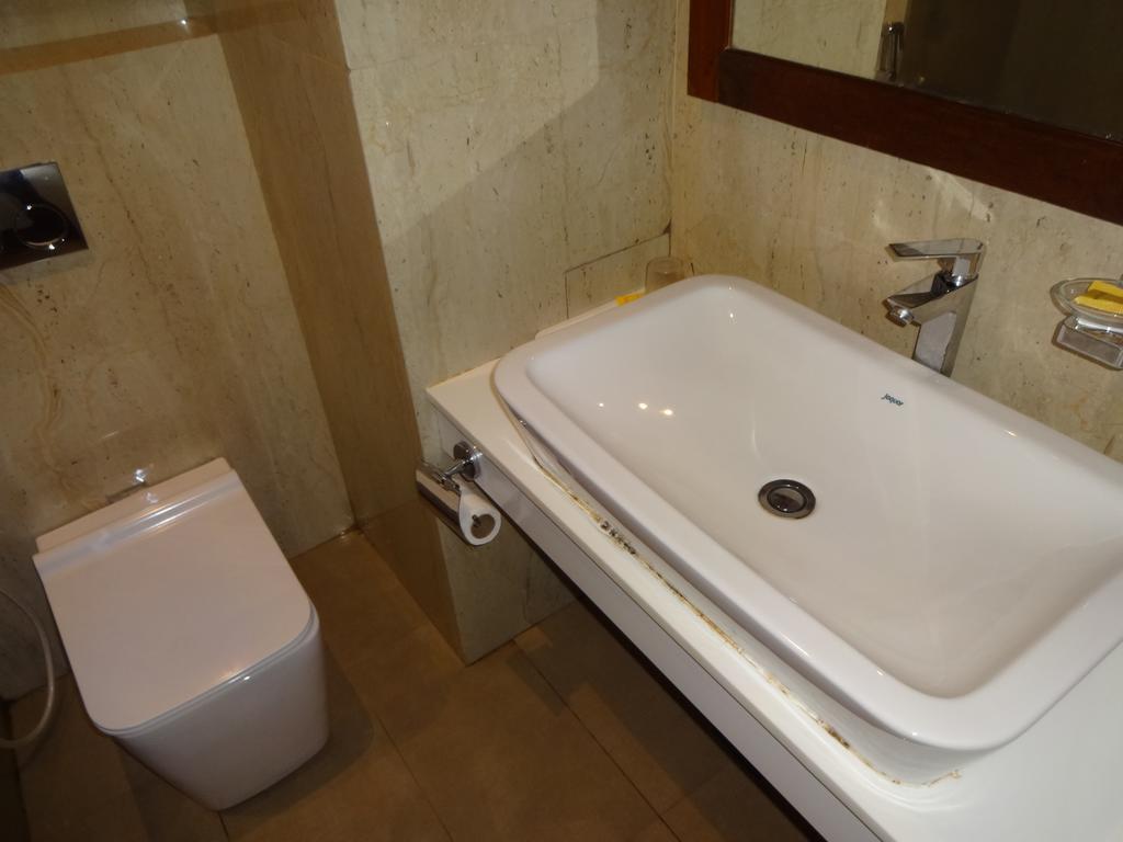 Keys Select By Lemon Tree Hotels, Malabar Gate, Kozhikode Bagian luar foto
