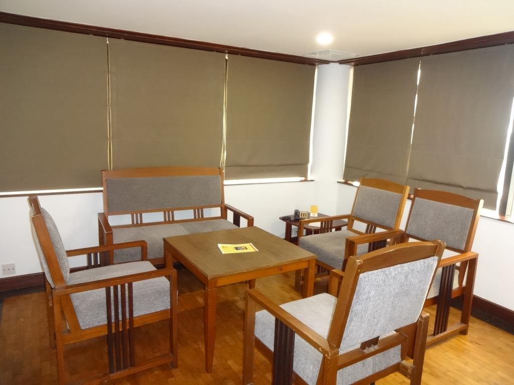 Keys Select By Lemon Tree Hotels, Malabar Gate, Kozhikode Bagian luar foto