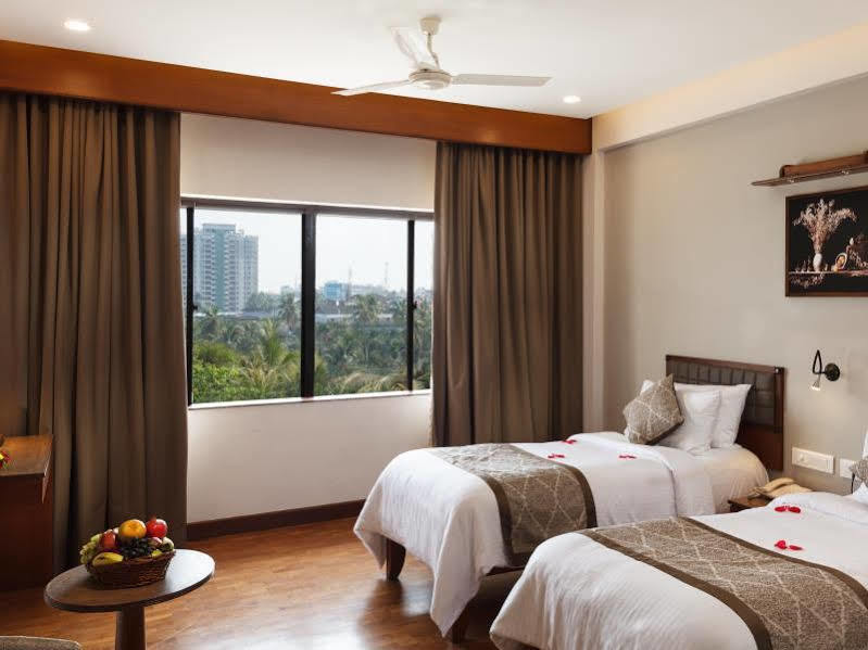 Keys Select By Lemon Tree Hotels, Malabar Gate, Kozhikode Bagian luar foto